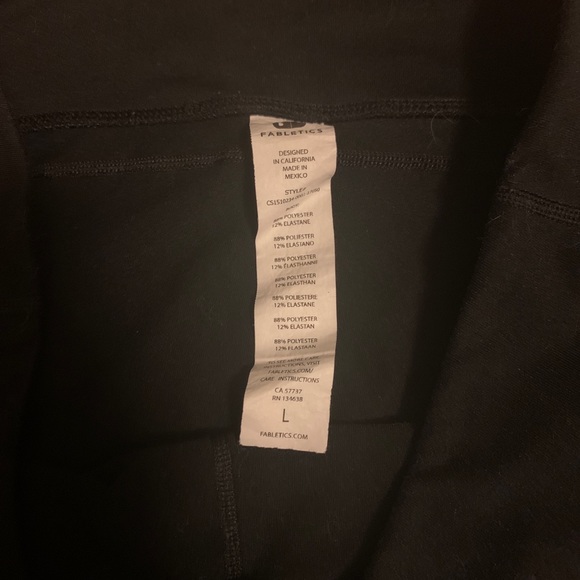 Fabletics crop leggings - Picture 3 of 3